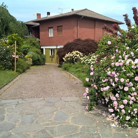 B&B Villa Giardini Susanna Gattico Екстер'єр фото